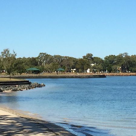 Bribie Waterways Motel Bongaree Kültér fotó