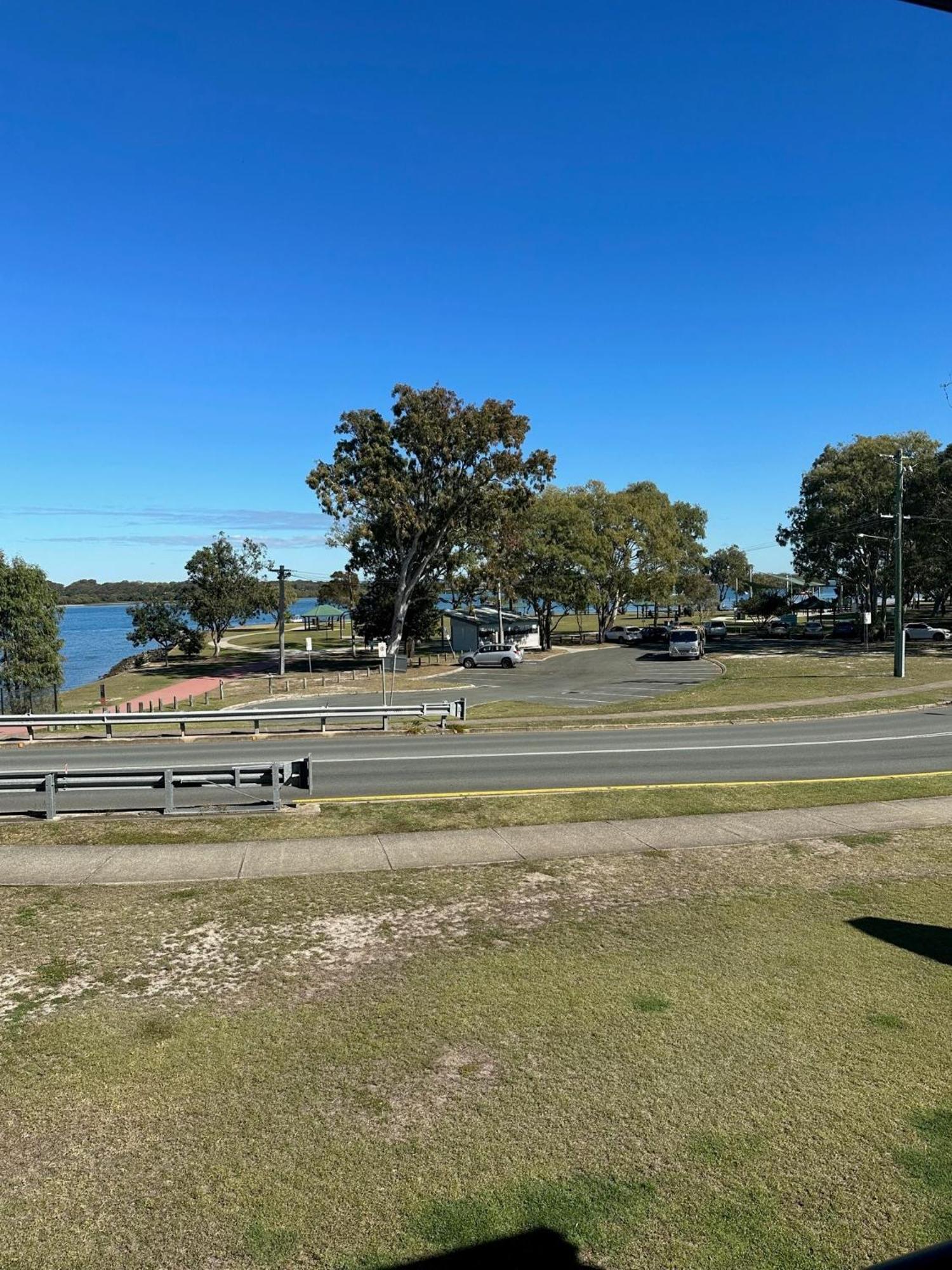 Bribie Waterways Motel Bongaree Kültér fotó
